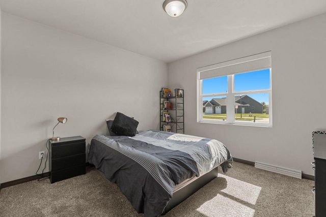 3424 E RUBYRED DRIVE, Appleton, WI 54913