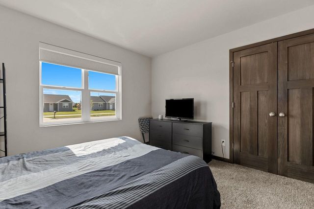 3424 E RUBYRED DRIVE, Appleton, WI 54913