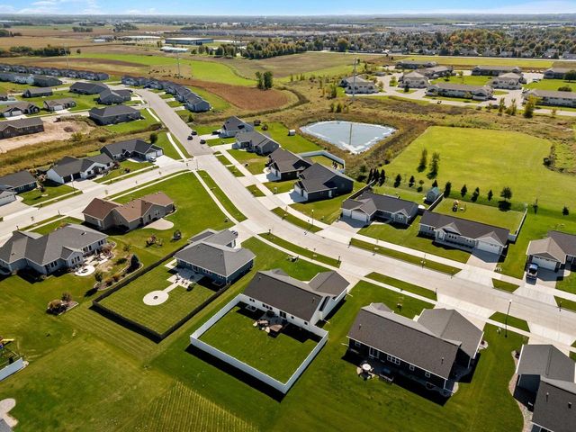 3424 E RUBYRED DRIVE, Appleton, WI 54913
