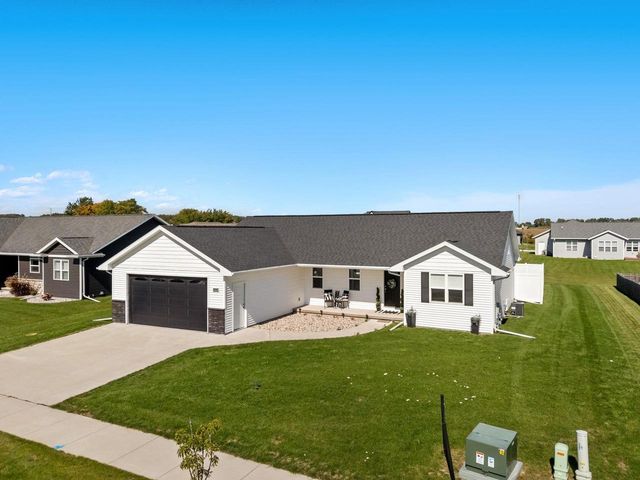 3424 E RUBYRED DRIVE, Appleton, WI 54913