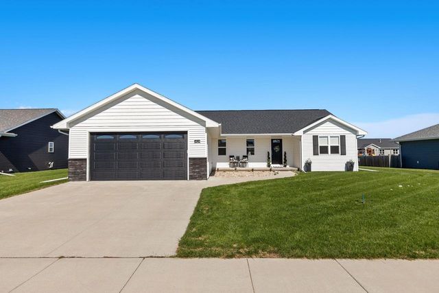 3424 E RUBYRED DRIVE, Appleton, WI 54913