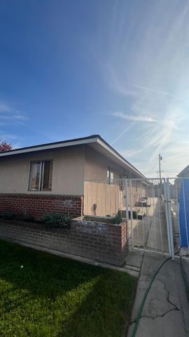 3462 E Clinton Avenue, Fresno, CA 93703