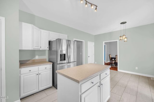 5413 Country Hills Drive, Mcleansville, NC 27301