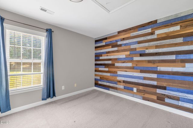 5413 Country Hills Drive, Mcleansville, NC 27301