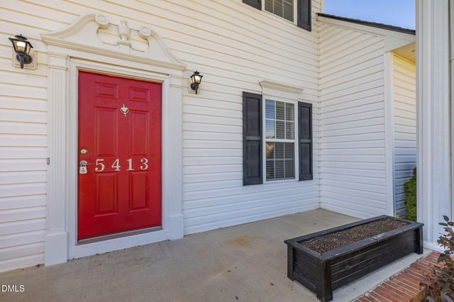 5413 Country Hills Drive, Mcleansville, NC 27301