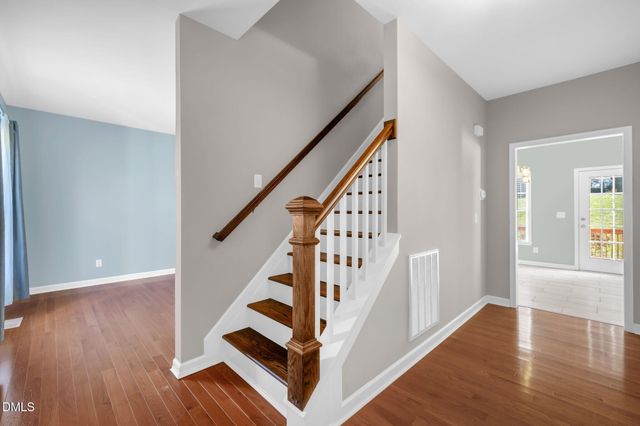 5413 Country Hills Drive, Mcleansville, NC 27301