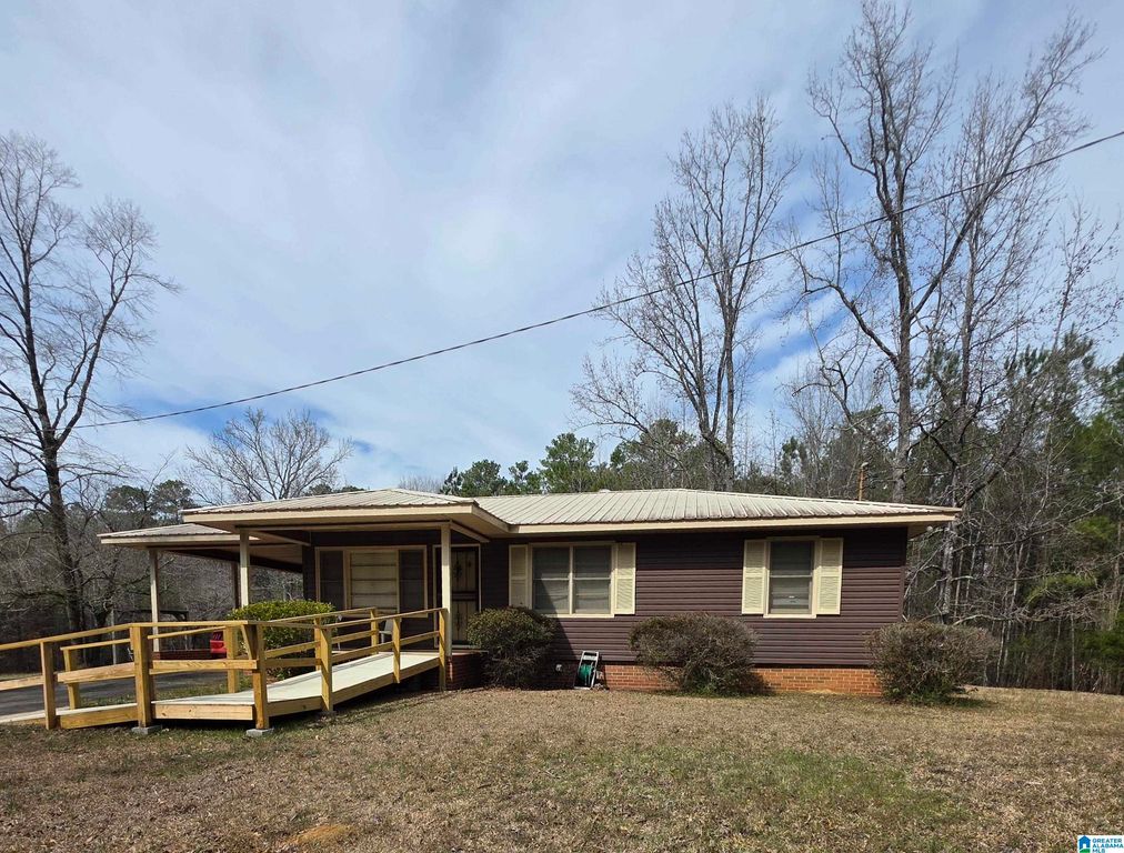 8527 MANLEY VINES CAMP ROAD, Oak Grove, AL 35023