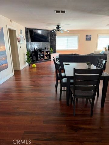 395 Victoria, Costa Mesa, CA 92627
