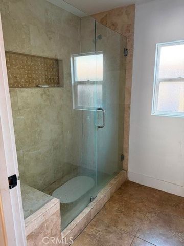395 Victoria, Costa Mesa, CA 92627