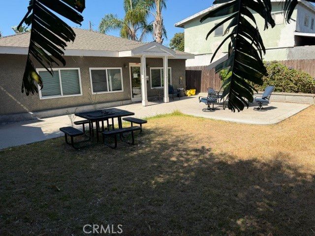 395 Victoria, Costa Mesa, CA 92627
