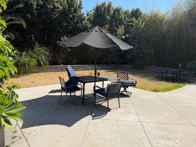 395 Victoria, Costa Mesa, CA 92627