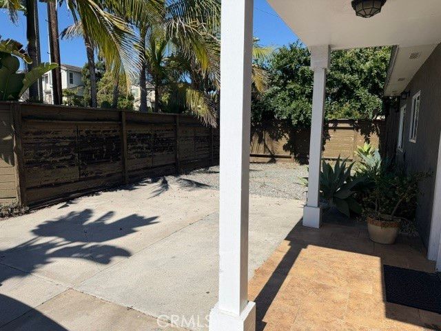 395 Victoria, Costa Mesa, CA 92627