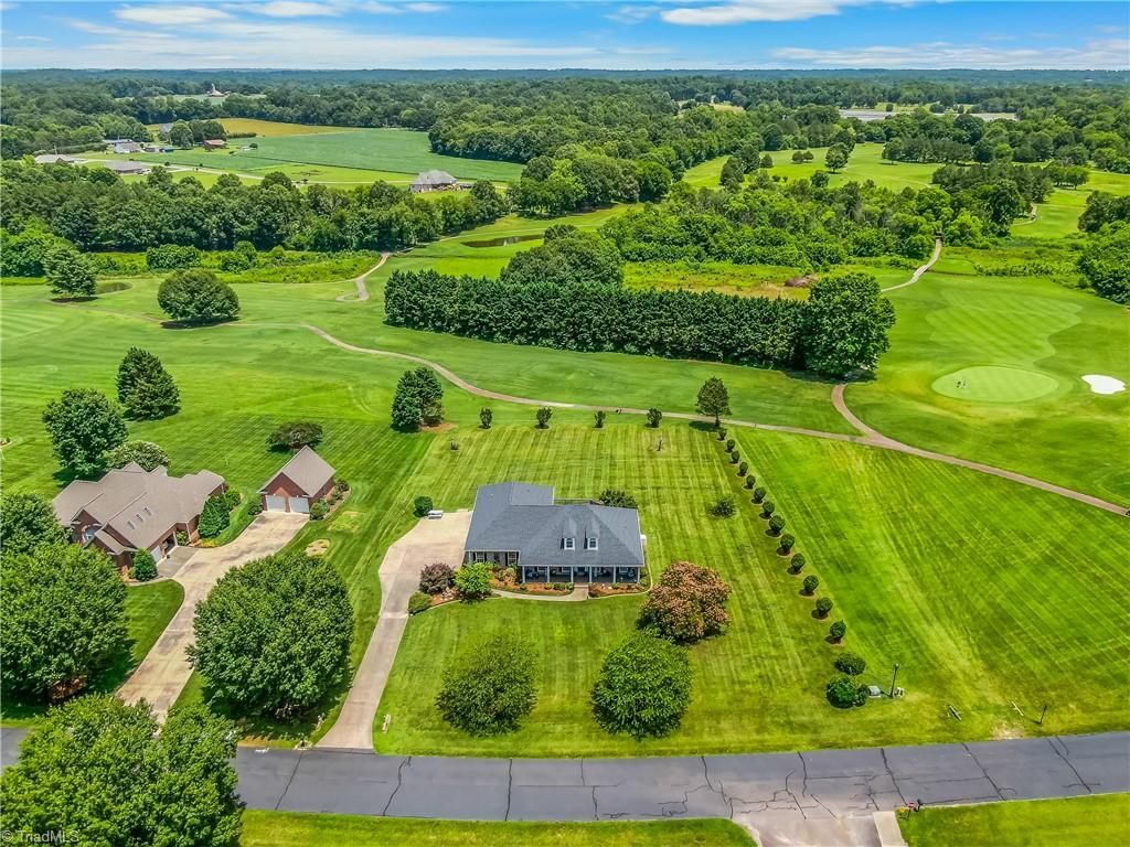 217 Cornwallis Drive, Mocksville, NC 27028