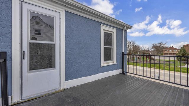 2121 Cleveland AVENUE, Sheboygan, WI 53081