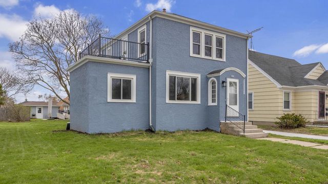 2121 Cleveland AVENUE, Sheboygan, WI 53081