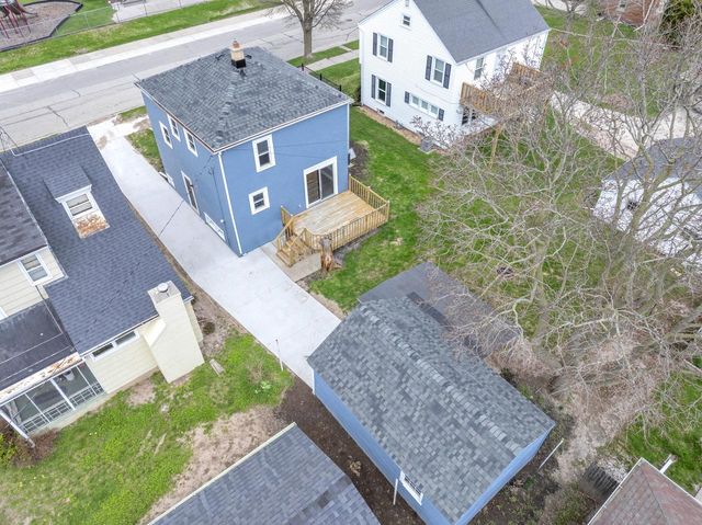 2121 Cleveland AVENUE, Sheboygan, WI 53081