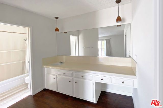 2300 Grand Canal, Venice (los Angeles), CA 90291