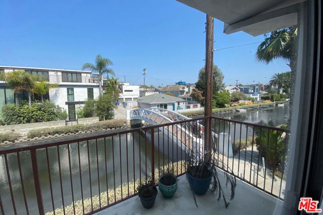 2300 Grand Canal, Venice (los Angeles), CA 90291