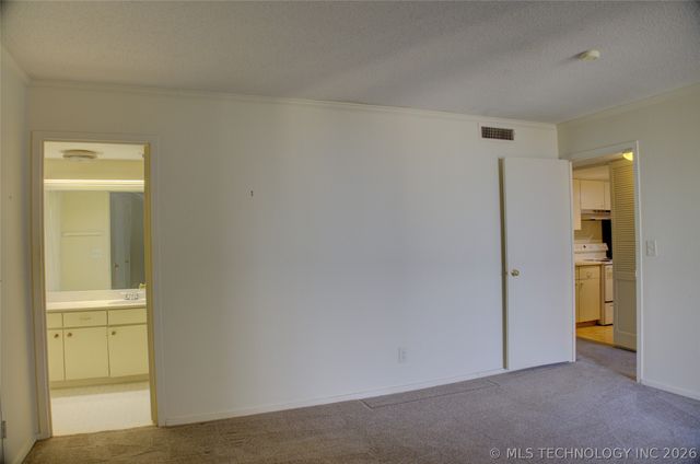 1502 S Boulder Avenue 16M, Tulsa, OK 74119