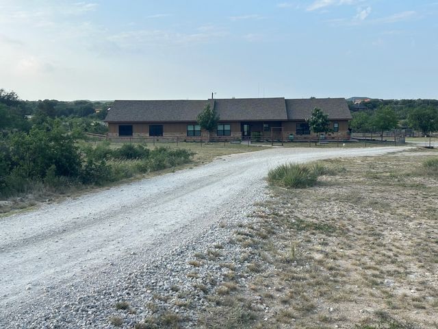 2553 Stonewall Valley Lane, Christoval, TX 76935