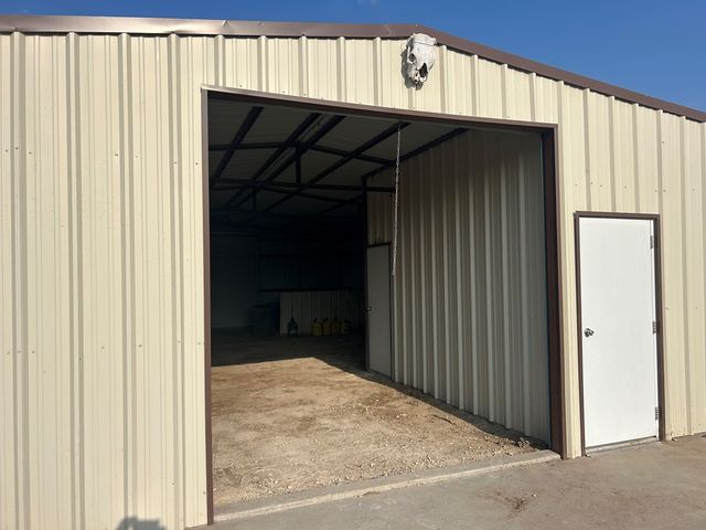 2553 Stonewall Valley Lane, Christoval, TX 76935