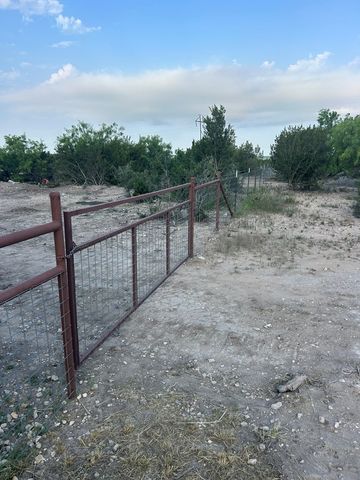 2553 Stonewall Valley Lane, Christoval, TX 76935