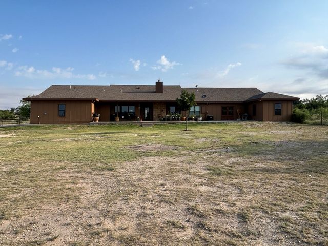 2553 Stonewall Valley Lane, Christoval, TX 76935