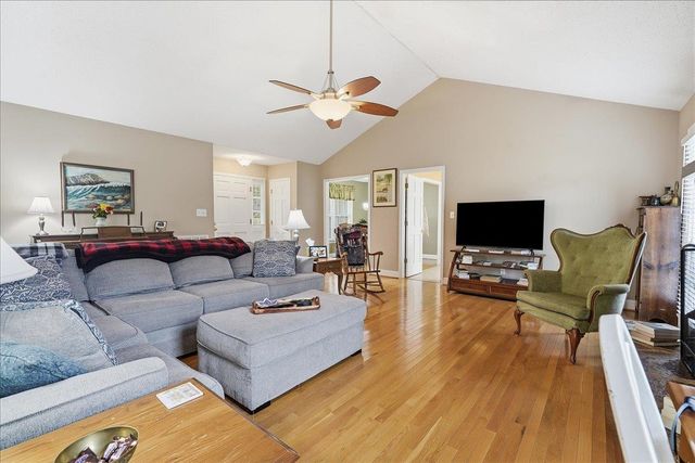 300 Sundance Way, Spartanburg, SC 29302