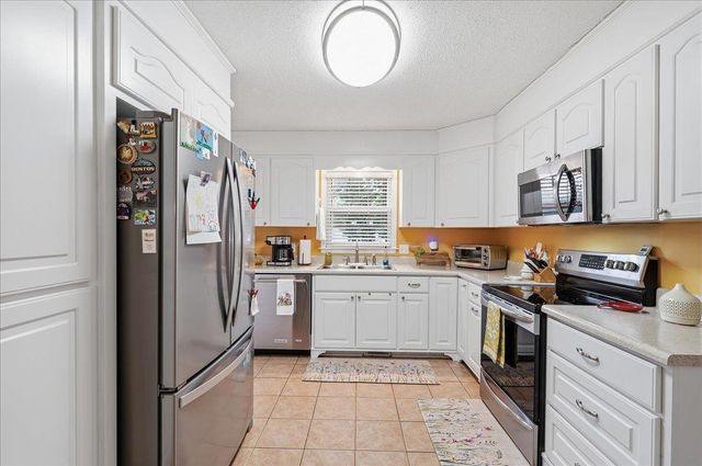 300 Sundance Way, Spartanburg, SC 29302