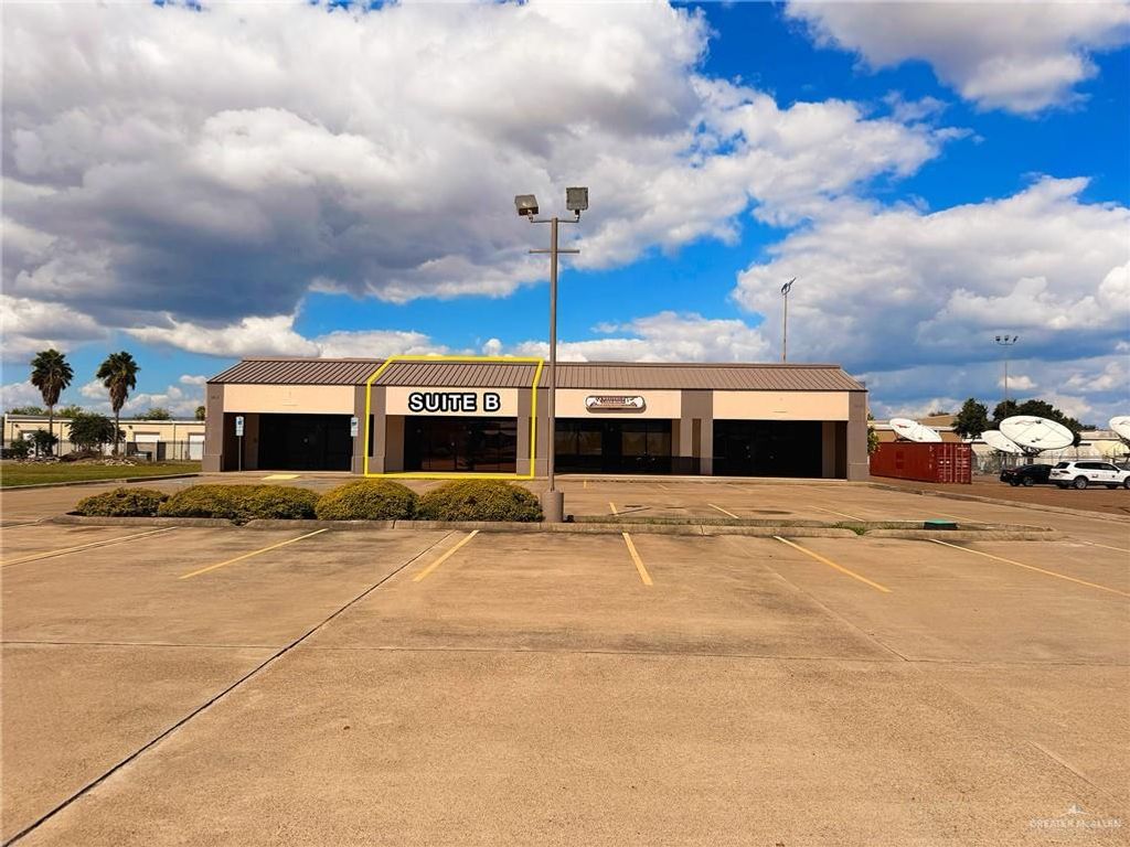 1401 E Hackberry Avenue B, Mcallen, TX 78501