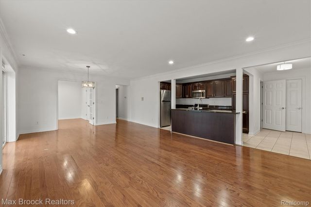 1115 N Old Woodward Avenue 57, Birmingham, MI 48009