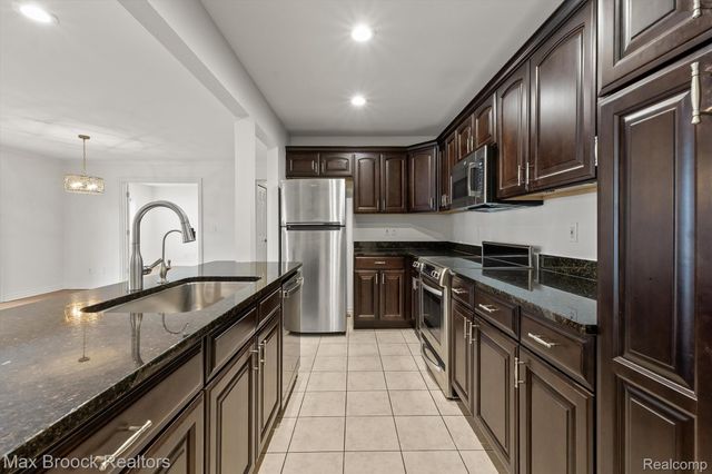 1115 N Old Woodward Avenue 57, Birmingham, MI 48009