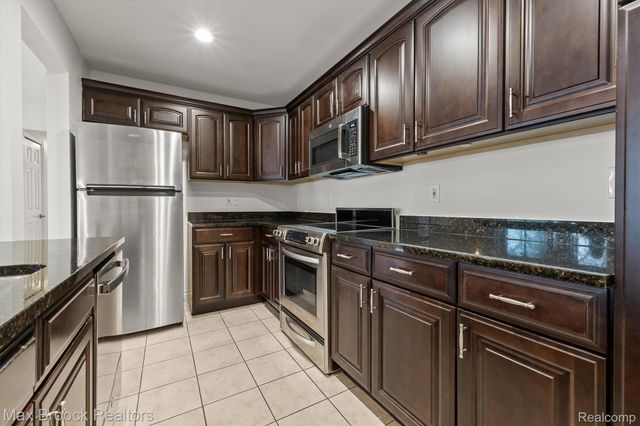 1115 N Old Woodward Avenue 57, Birmingham, MI 48009