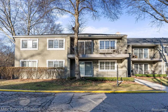 1115 N Old Woodward Avenue 57, Birmingham, MI 48009