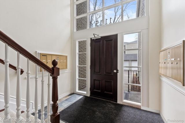 1115 N Old Woodward Avenue 57, Birmingham, MI 48009