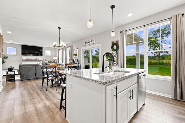 549 Marilyn Way, Valparaiso, IN 46385