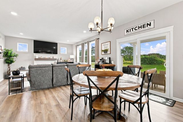 549 Marilyn Way, Valparaiso, IN 46385