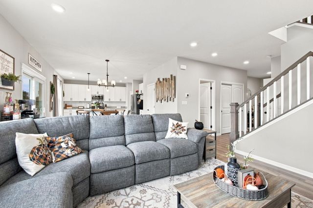 549 Marilyn Way, Valparaiso, IN 46385