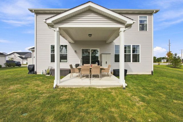 549 Marilyn Way, Valparaiso, IN 46385