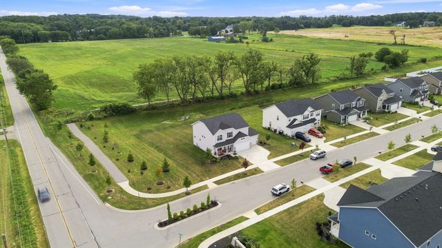 549 Marilyn Way, Valparaiso, IN 46385
