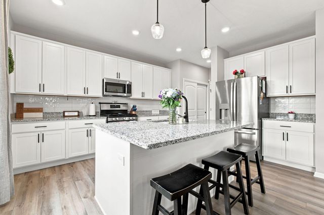549 Marilyn Way, Valparaiso, IN 46385