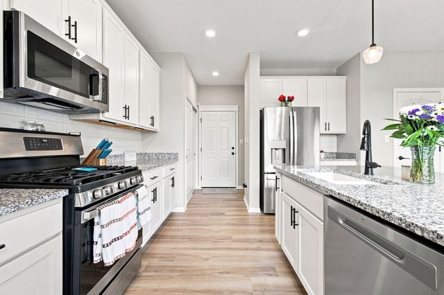 549 Marilyn Way, Valparaiso, IN 46385