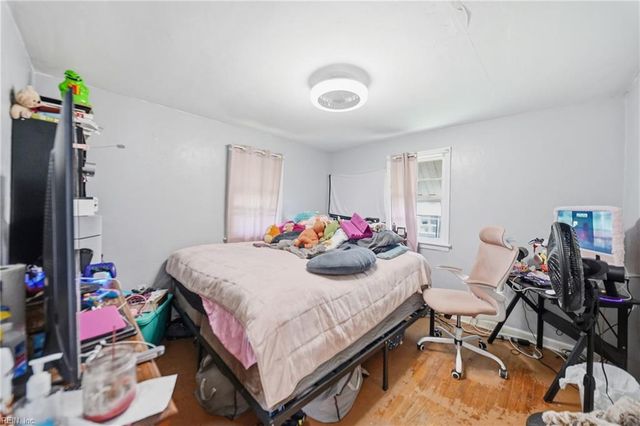 210 S Division ST, Suffolk, VA 23434