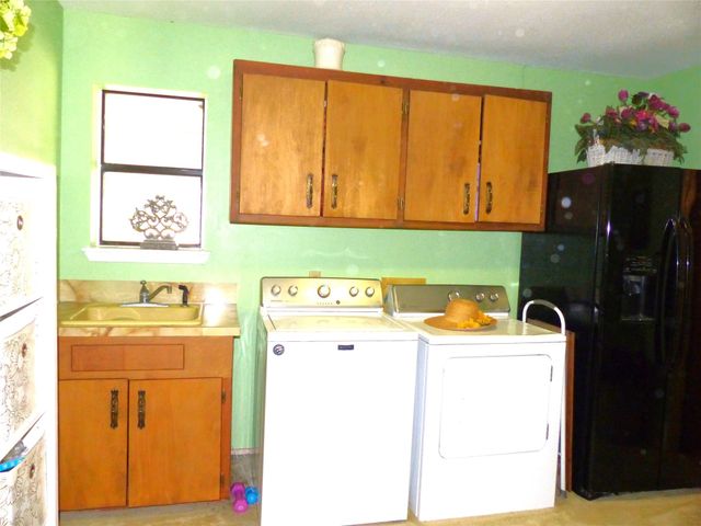 135 Lakeview, Brady, TX 76825