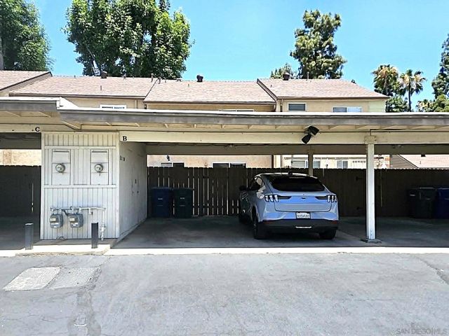 8010 Winter Gardens B B, El Cajon, CA 92021