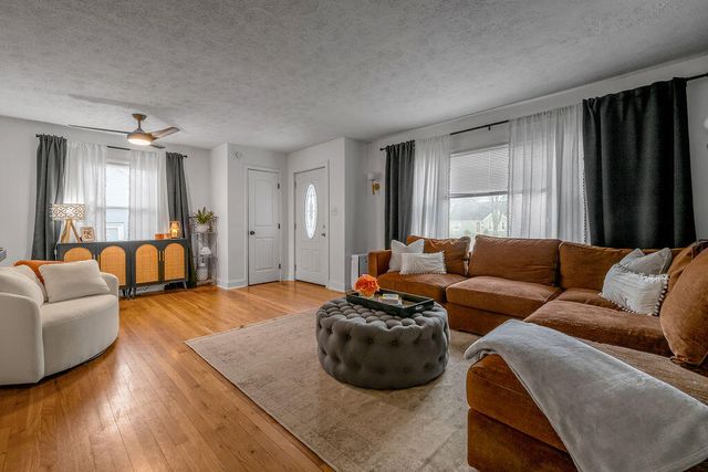 2063 Rainbow Road, Lexington, KY 40503