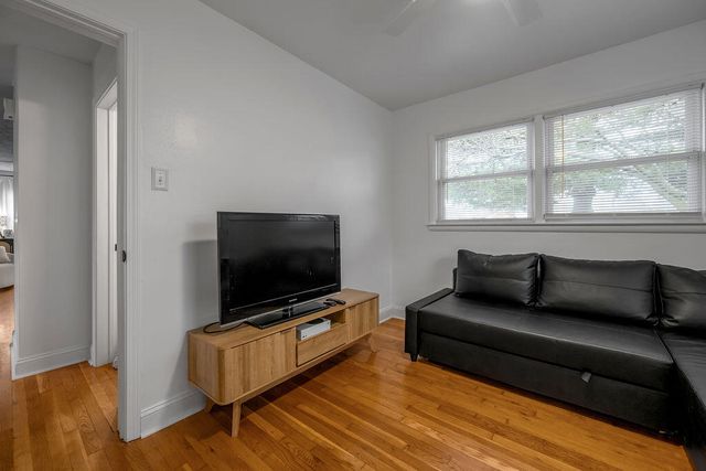 2063 Rainbow Road, Lexington, KY 40503