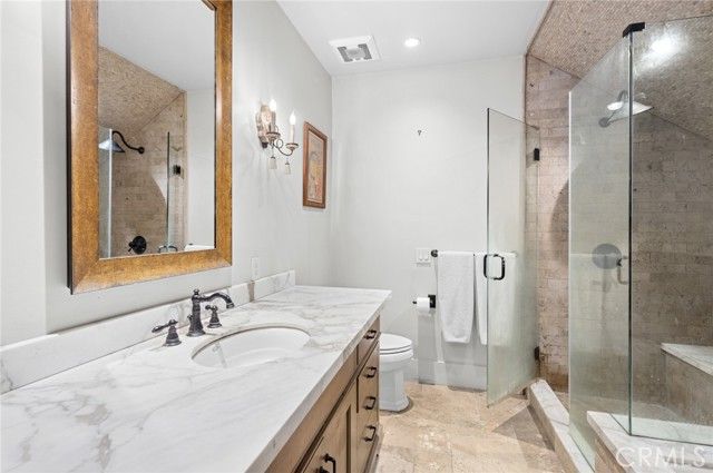 2100 Crestview Drive, Laguna Beach, CA 92651