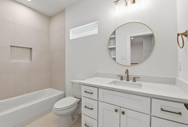 2916 Virginia St, Houston, TX 77098