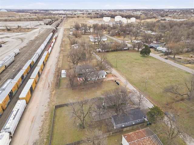 715 SE 10th Street, Oklahoma City, OK 73129